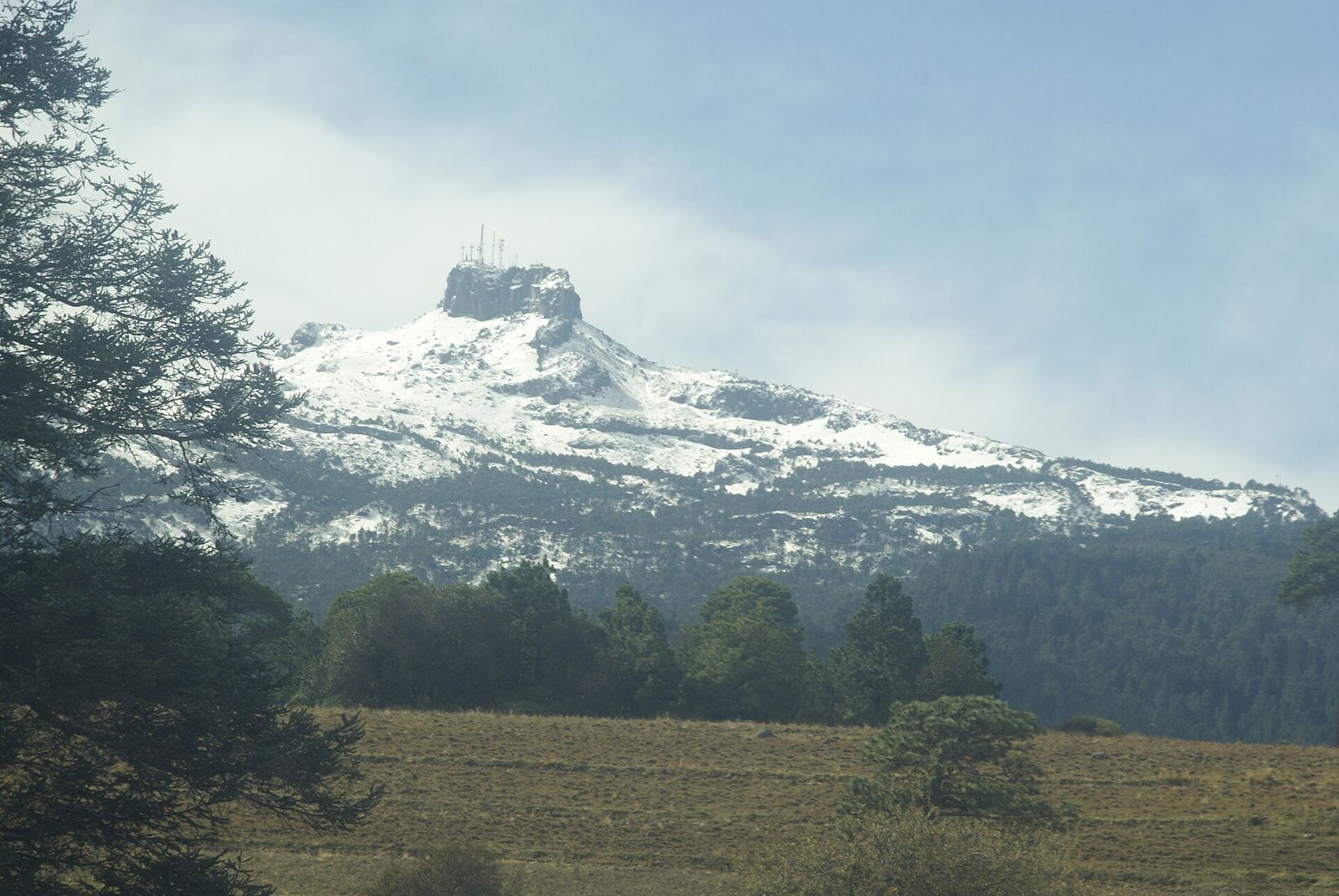 The Cofre under snow