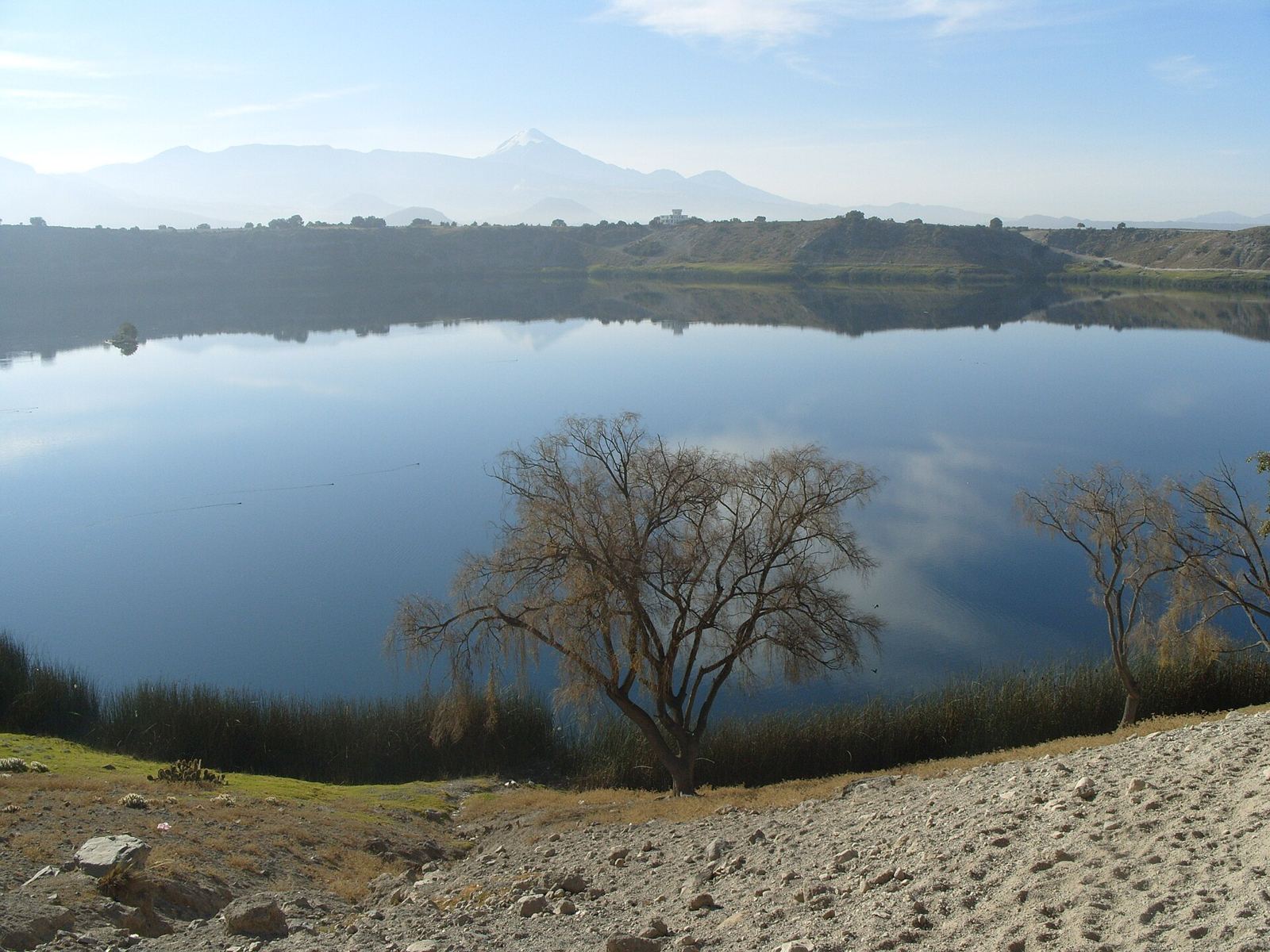 Quechulac seen from Xaltepec