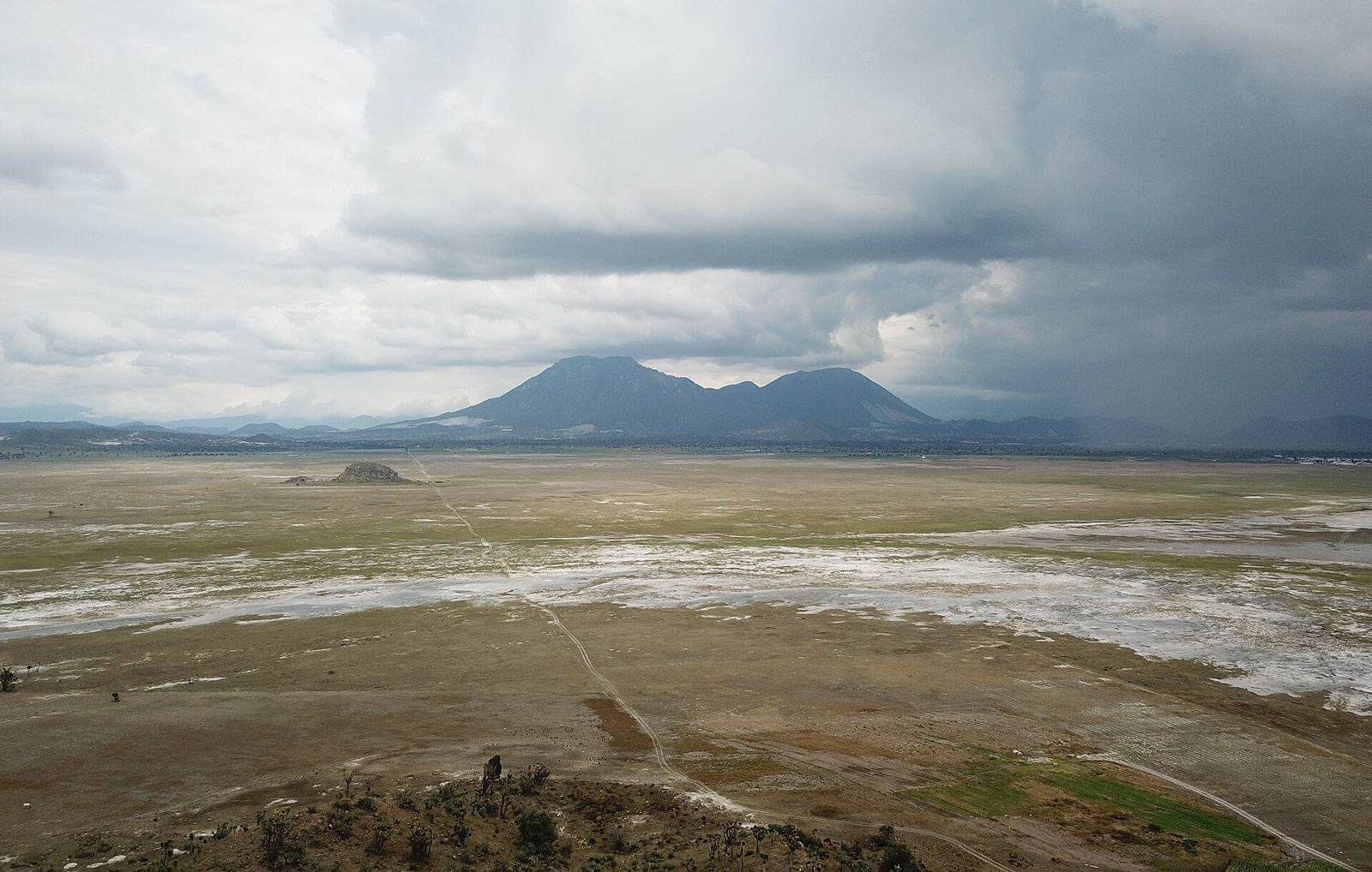 Totolcingo, a salt flat with no outlet
